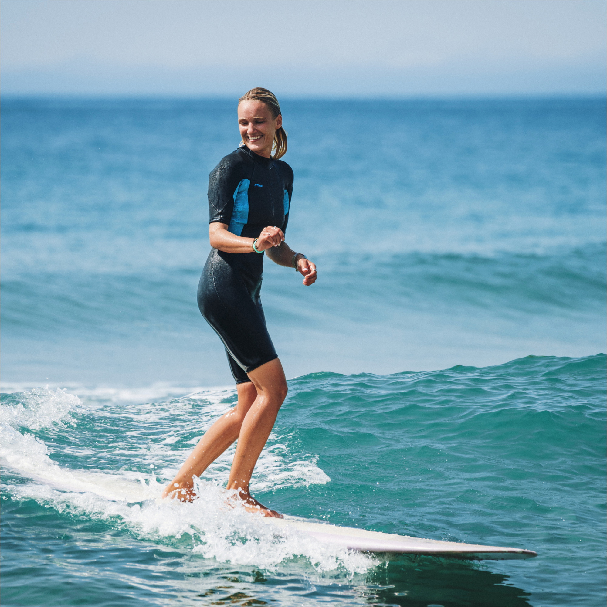 2026 O'Neill Femmes Reactor-2 2mm Back Zip Shorty Combinaison Néoprène 5043B - Black / Lt Aqua
